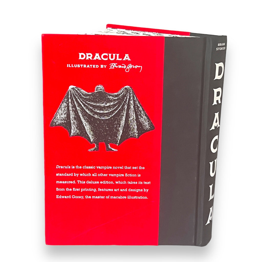 Dracula by Bram Stoker - Illustrated Velvet Hardcover Edition