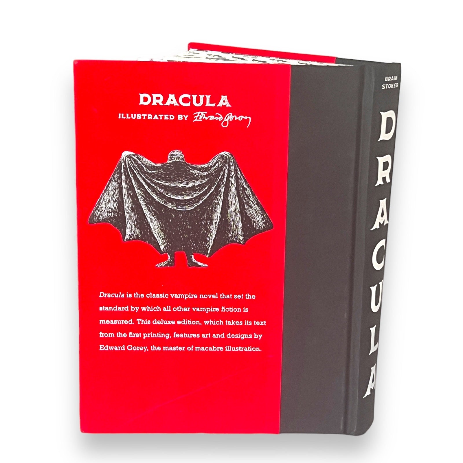 Dracula by Bram Stoker - Illustrated Velvet Hardcover Edition