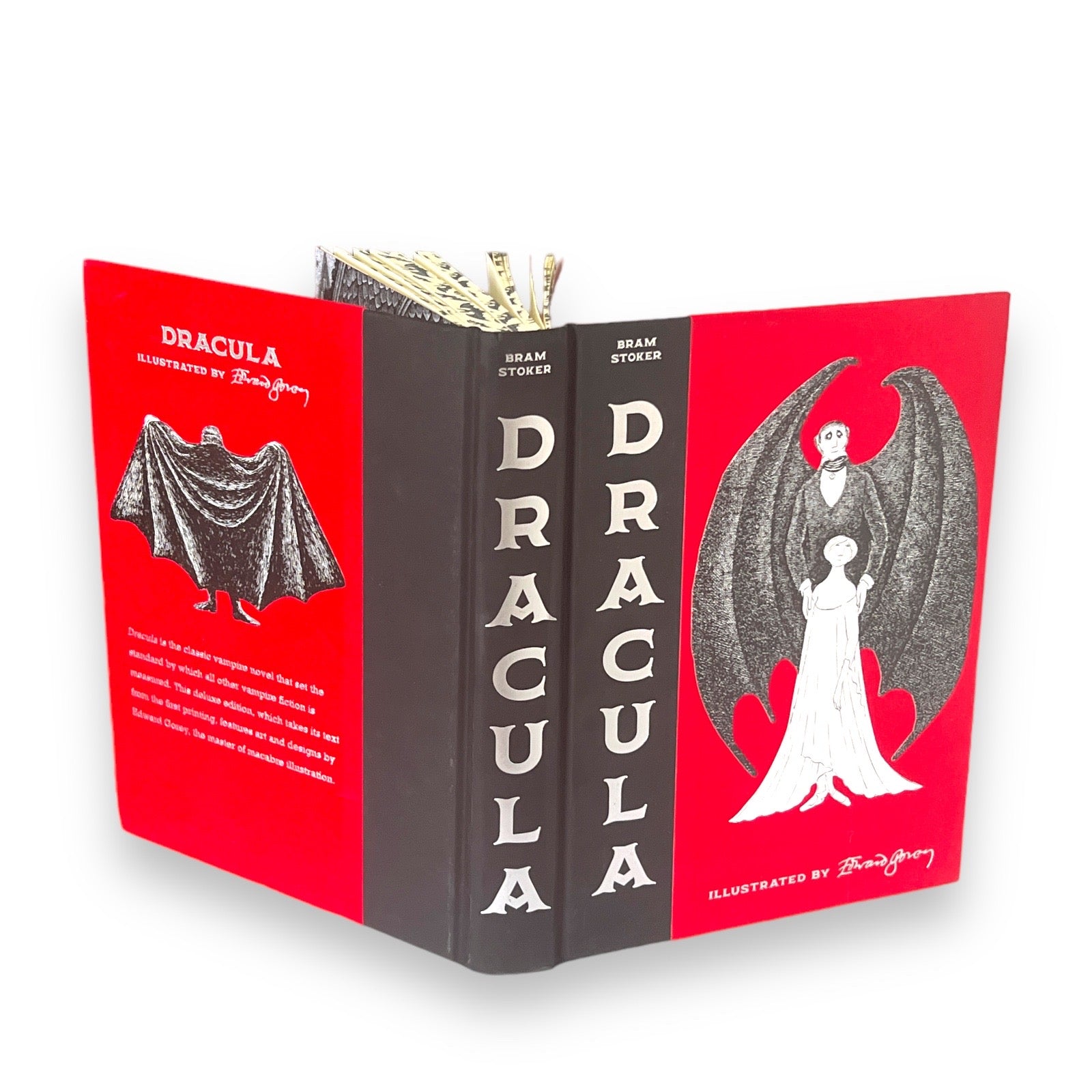 Dracula by Bram Stoker - Illustrated Velvet Hardcover Edition