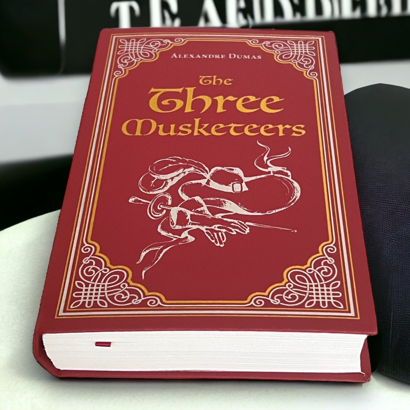 The Three Musketeers by Alexandre Dumas - Collectible Flexi Cover Edition