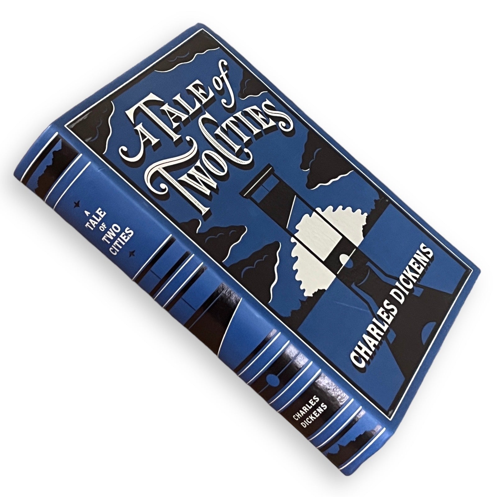 A Tale of Two Cities by Charles Dickens - Collectible Flexi Bound Faux Leather Cover