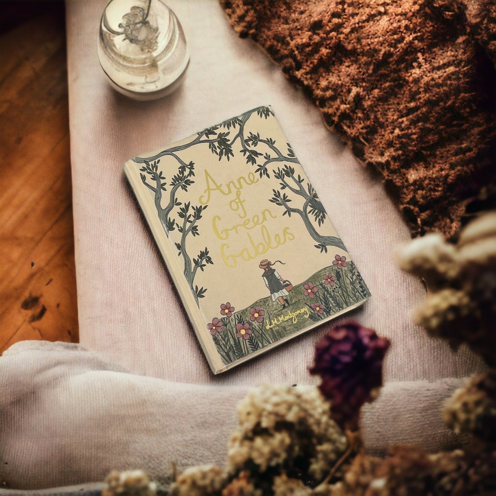 Anne of Green Gables by L.M. Montgomery - Collectible Compact Hardcover