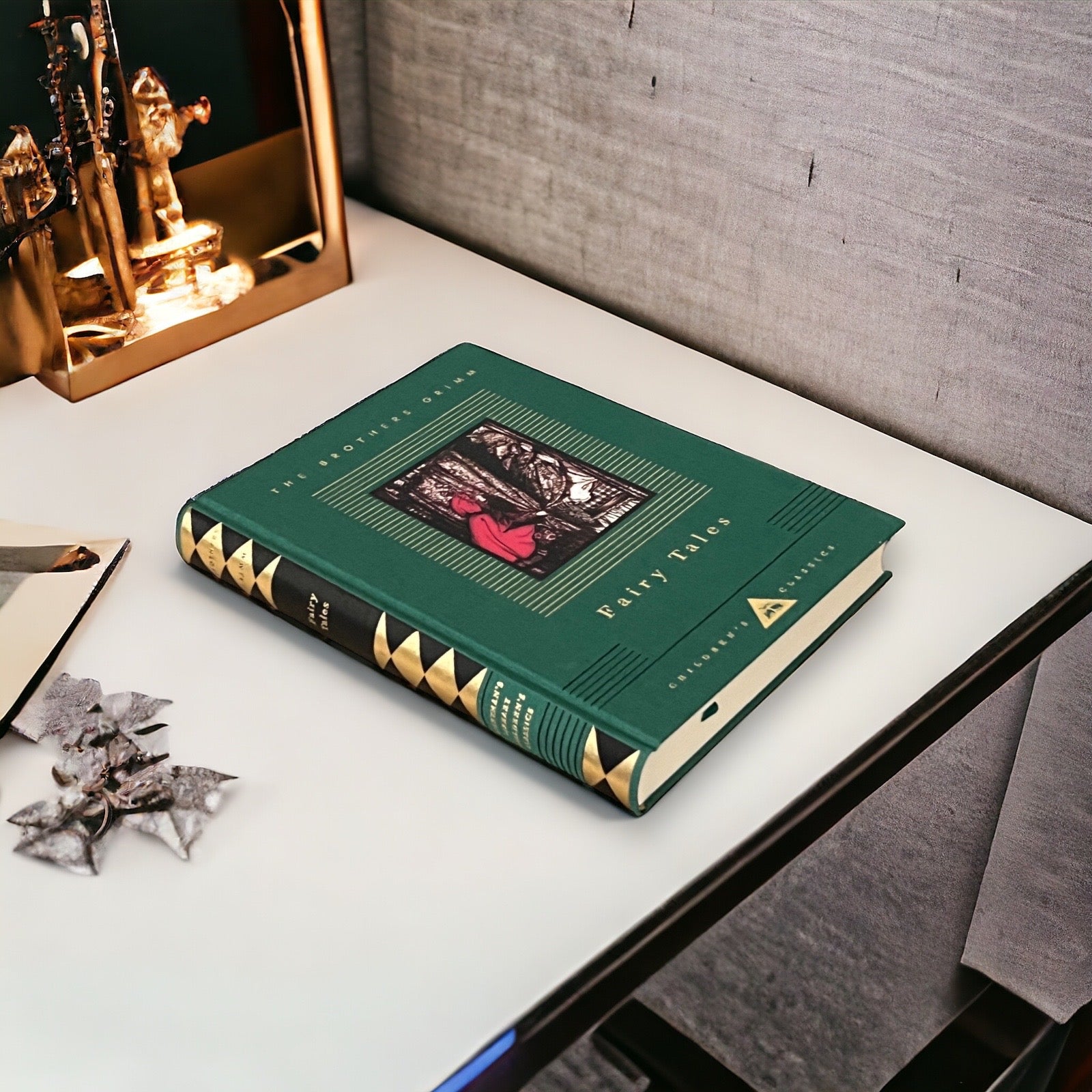 Brothers Grimm Fairy Tales - Illustrated Collectible Clothbound Hardcover