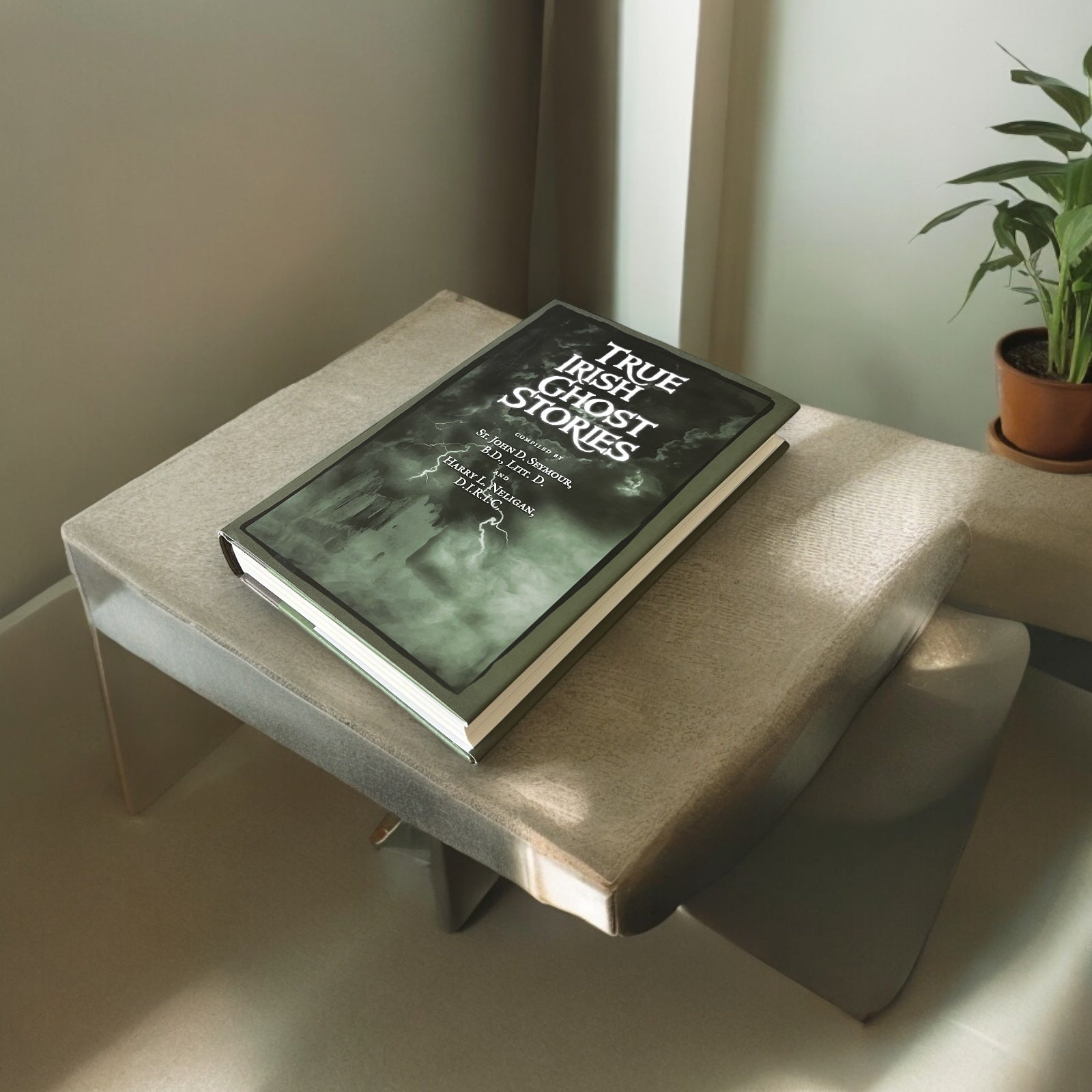 True Irish Ghost Stories - Hardcover with Dust Jacket