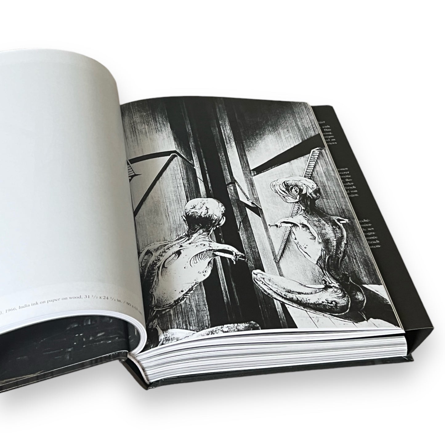 HR GIGER TASCHEN 40th Ed. - Illustrated Collectible Deluxe Gift Edition - Hardcover - Home Decor - Best Seller Book