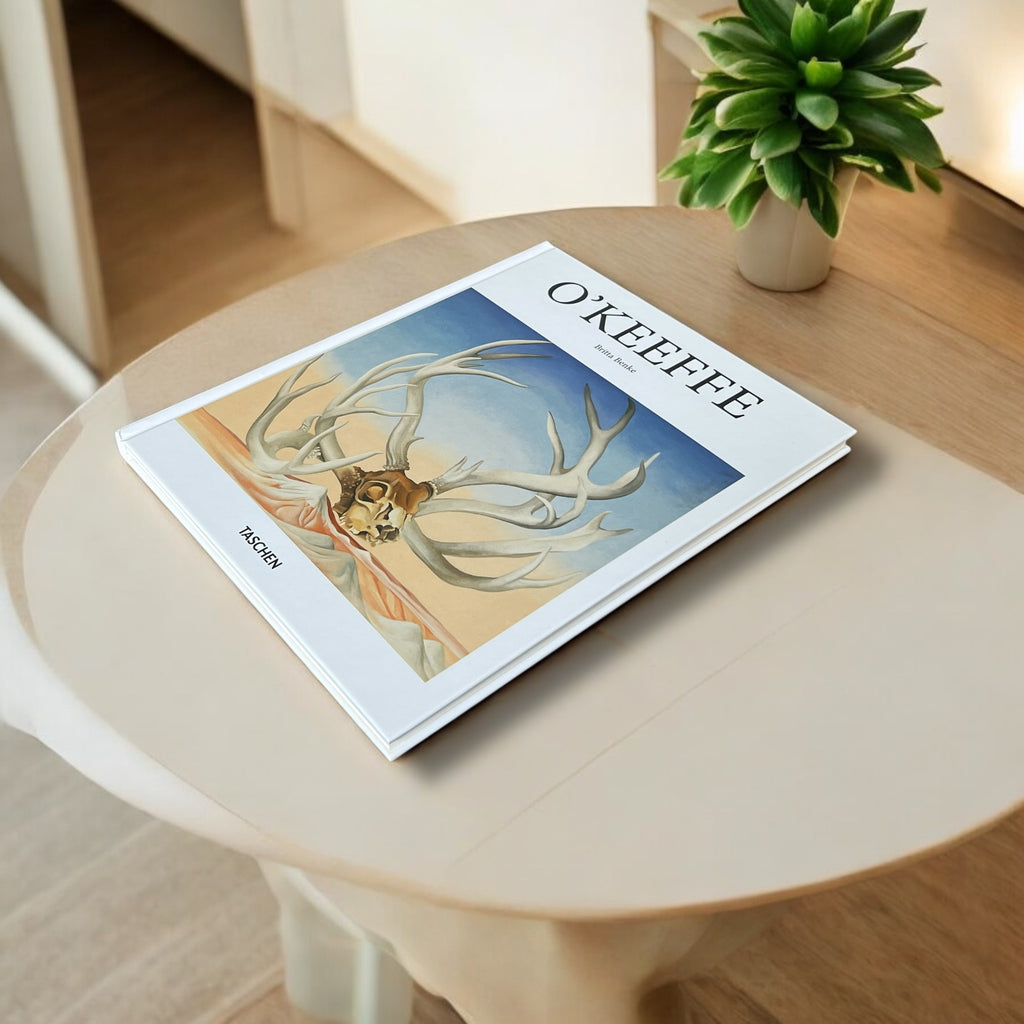 Georgia O'Keeffe by Benke Britta - Illustrated Hardcover (10"x8")