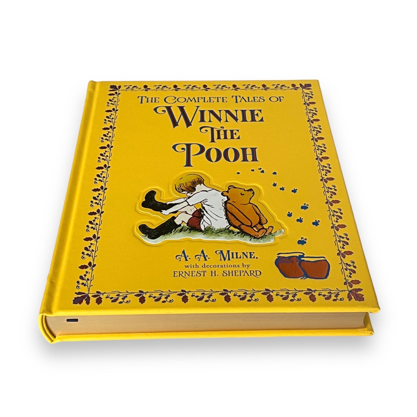 The Complete Tales of Winnie-the-Pooh by A. A. Milne - Collectible Deluxe Gift Illustrated Edition - Leather Bound Hardcover - Classic Book